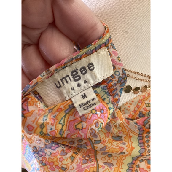 Umgee USA Pastel Paisley Bubble Hem Blouse Pink Orange Blue Medium - Picture 4 of 5